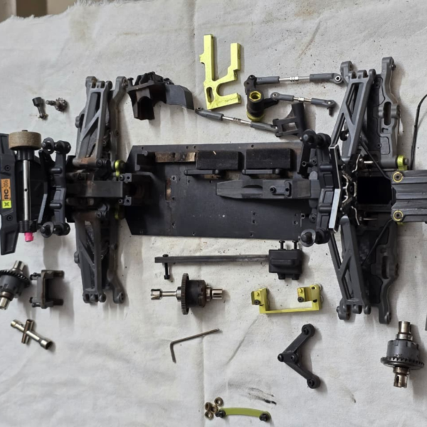 Second image of Complete RC Car Overhaul – 10 Hours